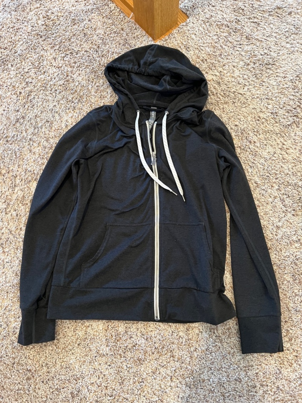 Vuori Black Zip-Up Hoodie XS